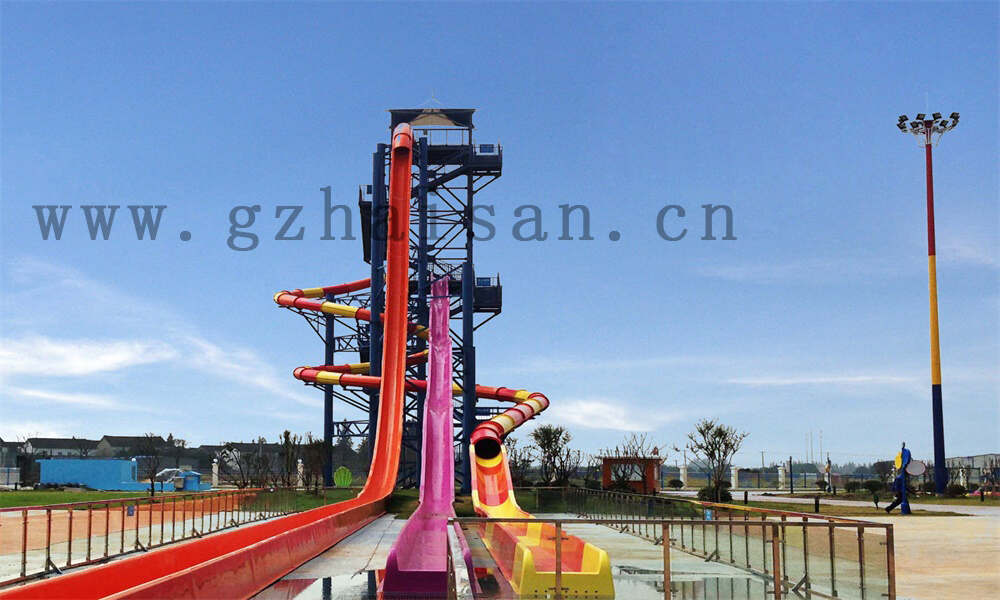 兒童戲水樂園設備大揭秘：暢玩水上游樂設施