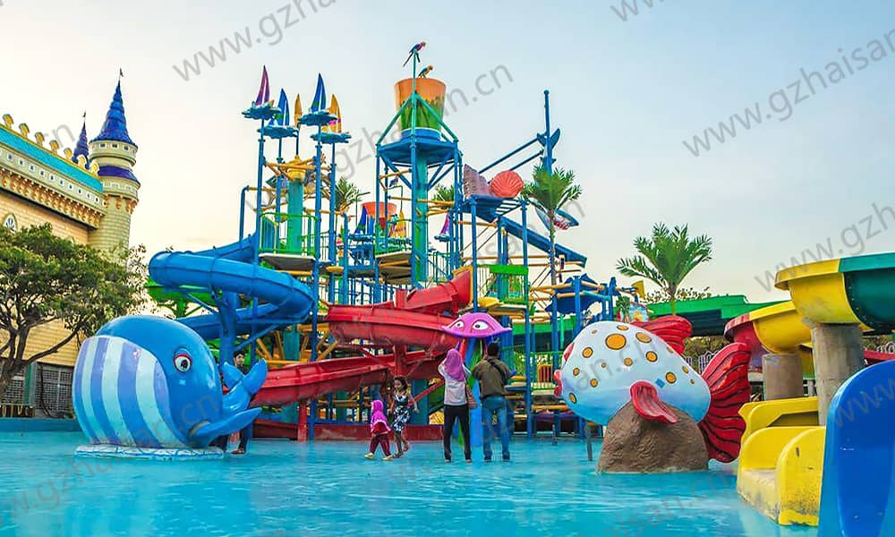 印尼AtlantislandSurabaya水上樂(lè)園水屋