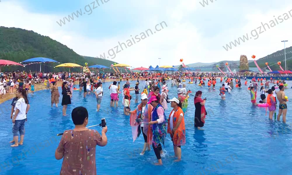 黑龍江密山鐵西森林水上樂園造浪池